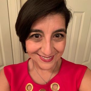 Meet your Posher, Imelda